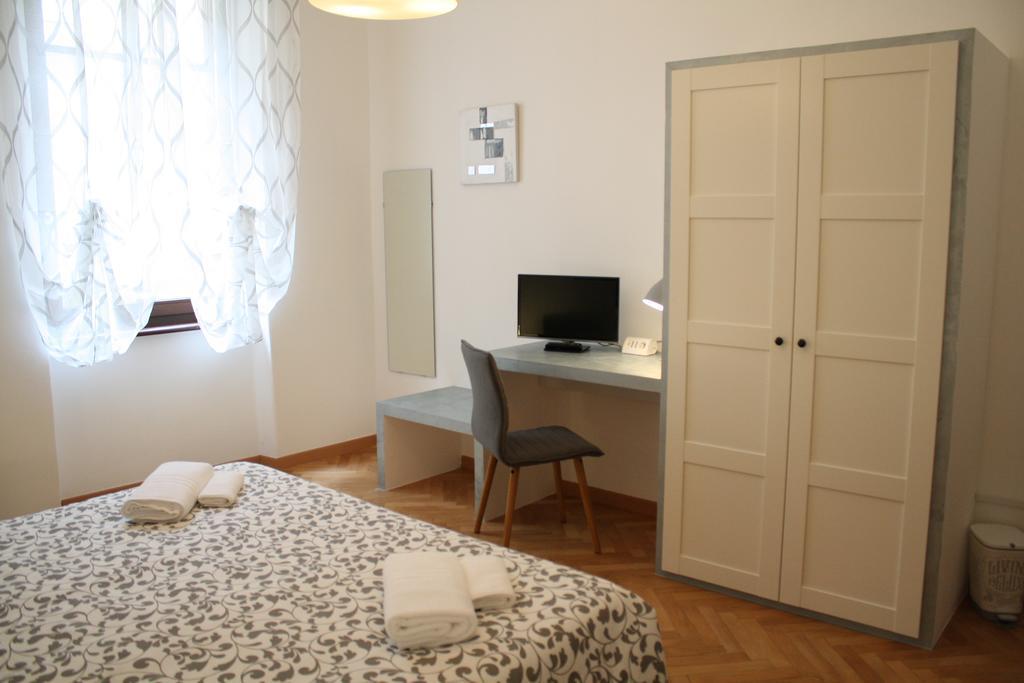 Casa Mia - No Reception Bed & Breakfast เตรนโต ห้อง รูปภาพ