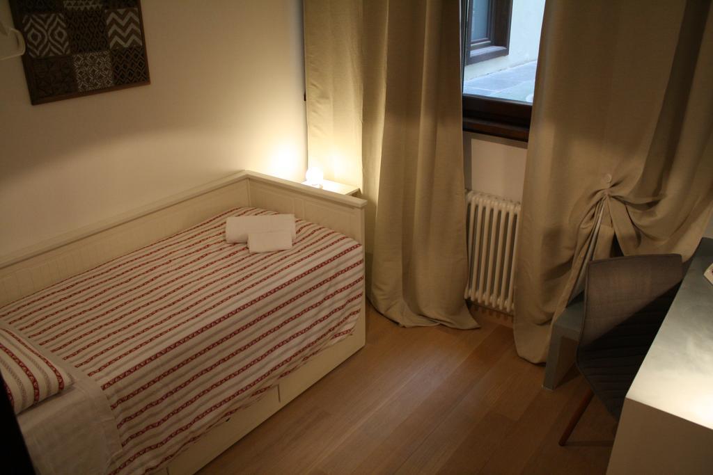 Casa Mia - No Reception Bed & Breakfast เตรนโต ห้อง รูปภาพ