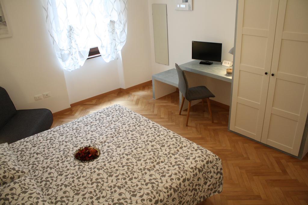 Casa Mia - No Reception Bed & Breakfast เตรนโต ห้อง รูปภาพ